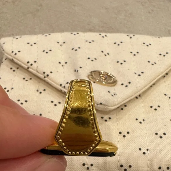 Sezane Black and Gold Ring - Picture 2 of 7